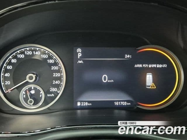 Genesis GV70 2021 — ფოტო 4/19