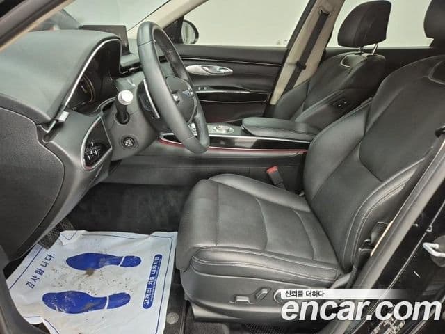 Genesis GV70 2021 — ფოტო 13/19