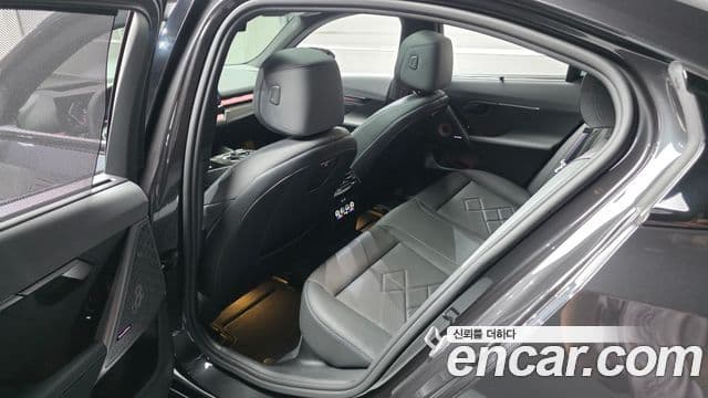 BMW 5 Series 2025 — ფოტო 11/20