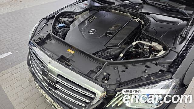 Mercedes-Benz S-Class 2019 — Фото 6/20