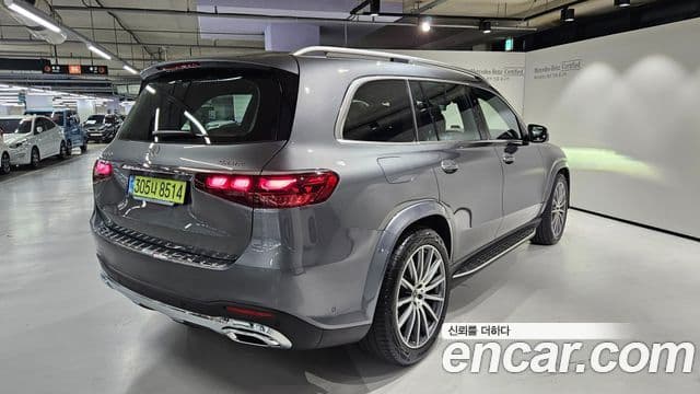 Mercedes-Benz GLS-Class 2025 — Photo 4/20