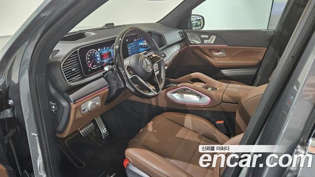 Mercedes-Benz GLS-Class 2025 — Photo 6/20