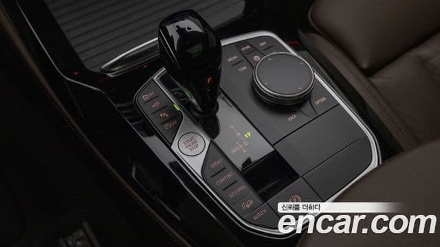 BMW X4 2025 — ფოტო 8/20