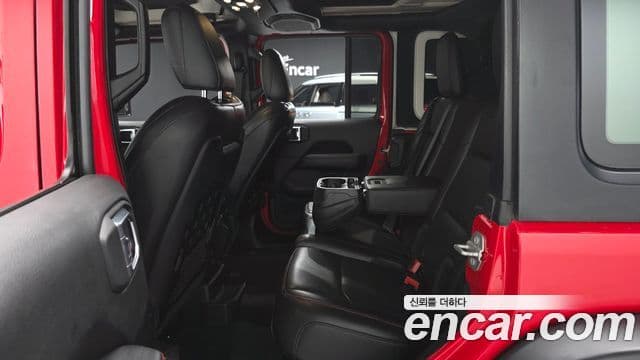 Jeep Wrangler 2022 — ფოტო 12/20