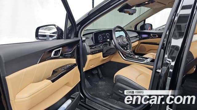 Kia Carnival 2023 — Şəkil 9/20