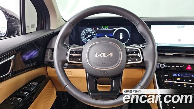 Kia Carnival 2023 — Şəkil 13/20