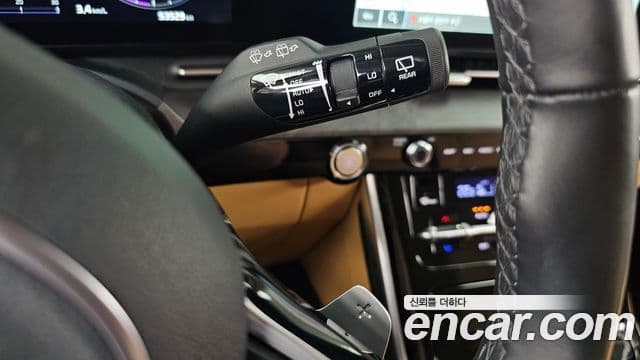 Kia Carnival 2023 — Şəkil 14/20