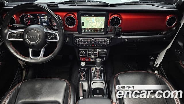 Jeep Wrangler 2019 — Photo 16/32
