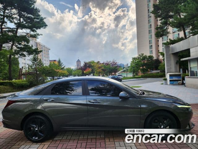 Hyundai Avante 2022 — ფოტო 3/19