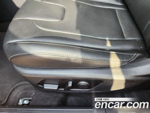 Hyundai Avante 2022 — ფოტო 8/19