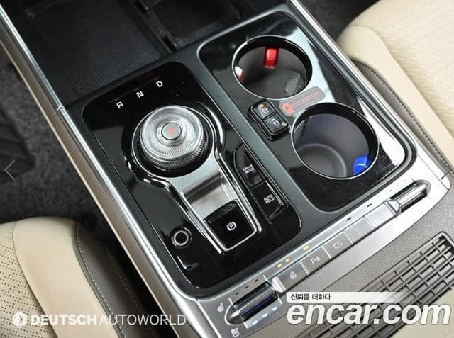 Kia Carnival 2024 — Şəkil 7/20