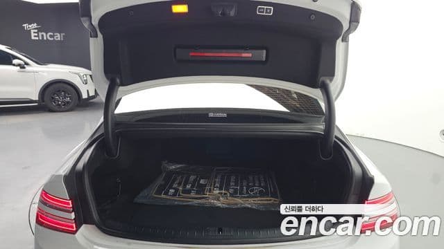 Genesis Electrified G80 2024 — Şəkil 20/20