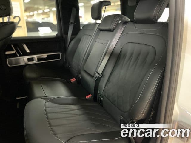 Mercedes-Benz G-Class 2021 — Photo 7/20