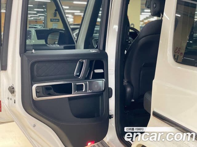 Mercedes-Benz G-Class 2021 — Photo 15/20