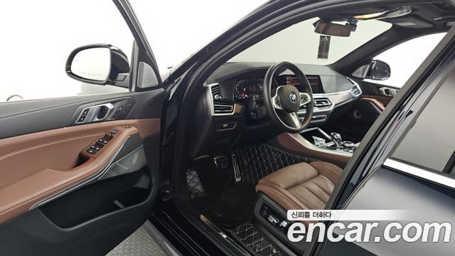 BMW X5 2021 — Şəkil 10/20