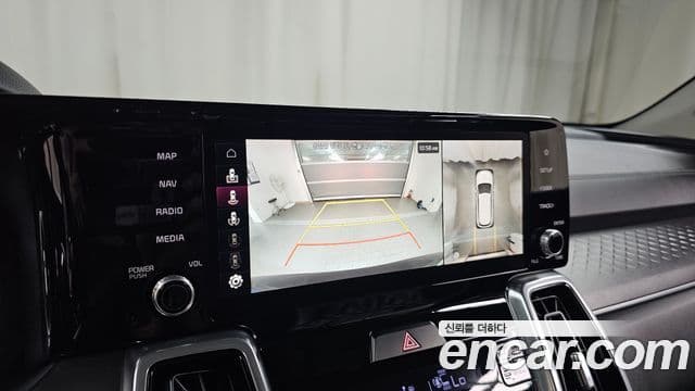 Kia Sorento 2022 — фото 14 из 20