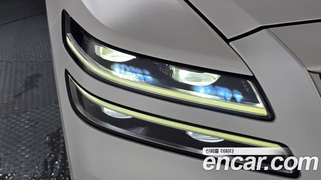 Genesis GV80 2020 — Şəkil 15/34
