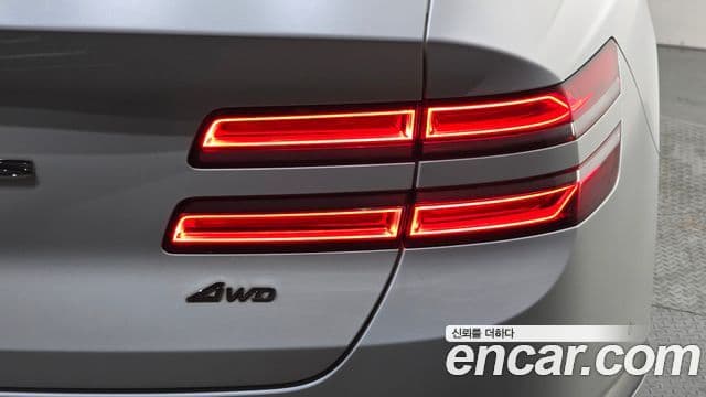 Genesis GV80 2020 — Şəkil 25/34
