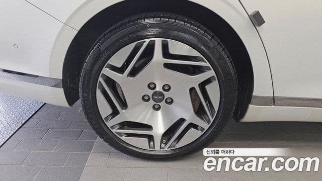 Genesis G90 2022 — Şəkil 5/20