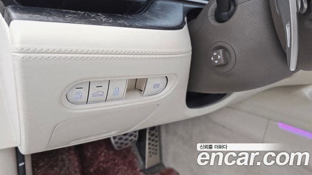 Genesis G90 2022 — Photo 8/41