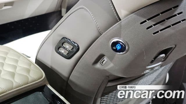 Kia Carnival 2022 — Фото 20/20