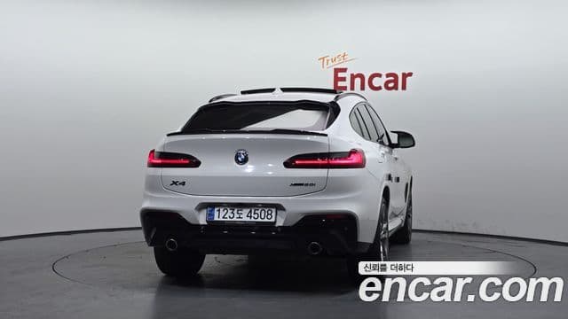BMW X4 2020 — Фото 4/20