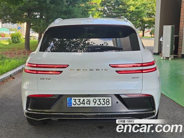 Genesis GV70 2024 — ფოტო 3/20