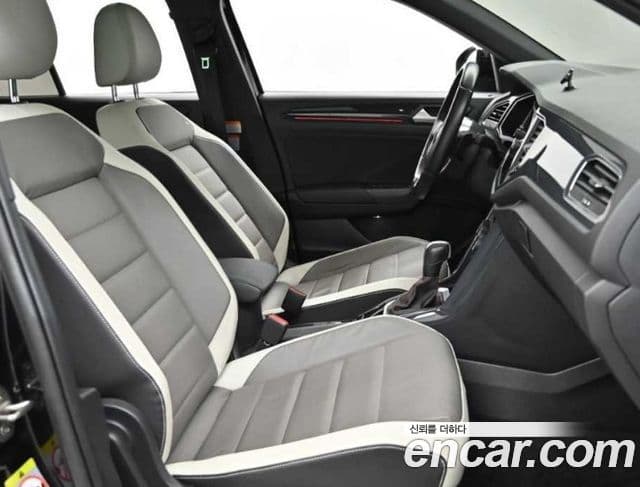 Volkswagen T-Roc 2021 — фото 9 из 20