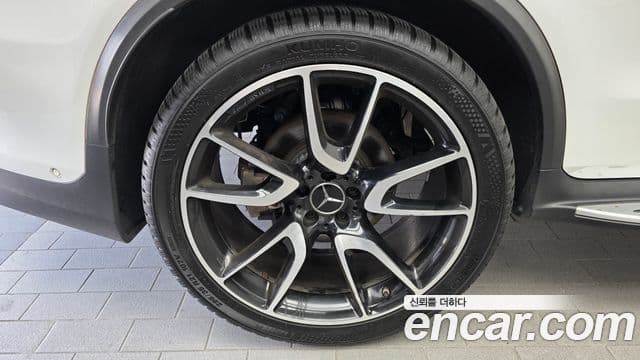 Mercedes-Benz GLC-Class 2018 — ფოტო 5/20