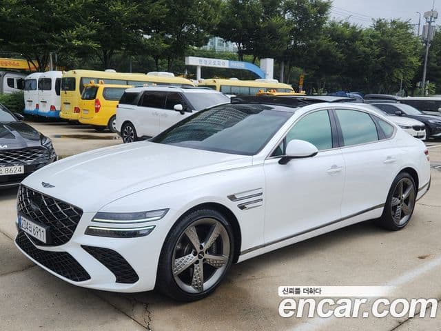 Genesis Electrified G80 2024 — Şəkil 1/20
