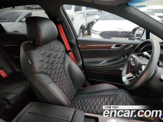 Genesis Electrified G80 2024 — Şəkil 8/20