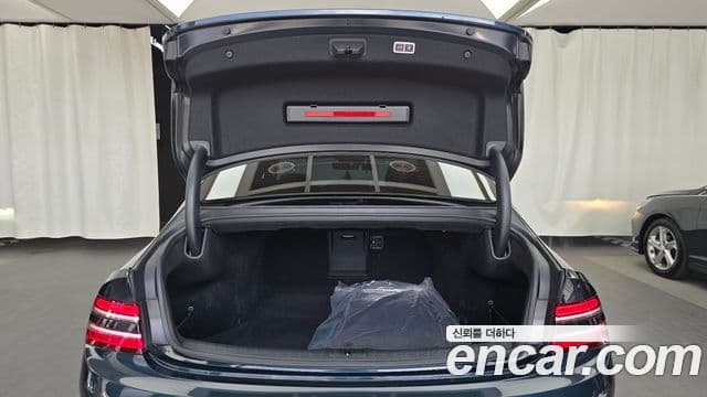 Genesis Electrified G80 2021 — фото 20 из 20