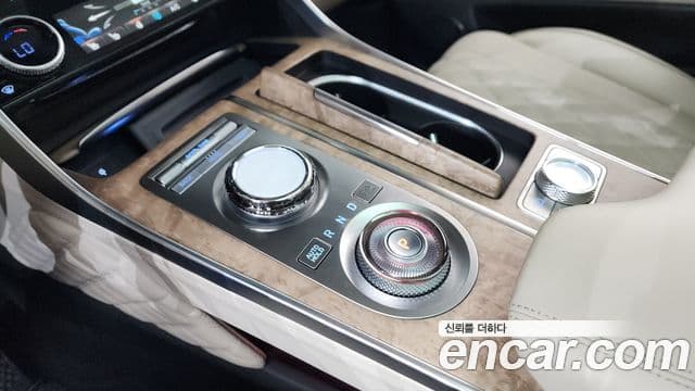 Genesis GV80 2023 — Şəkil 9/20