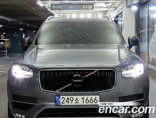 Volvo XC90 2018 — Şəkil 1/20