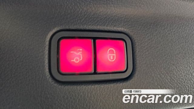 Mercedes-Benz S-Class 2023 — Photo 15/34