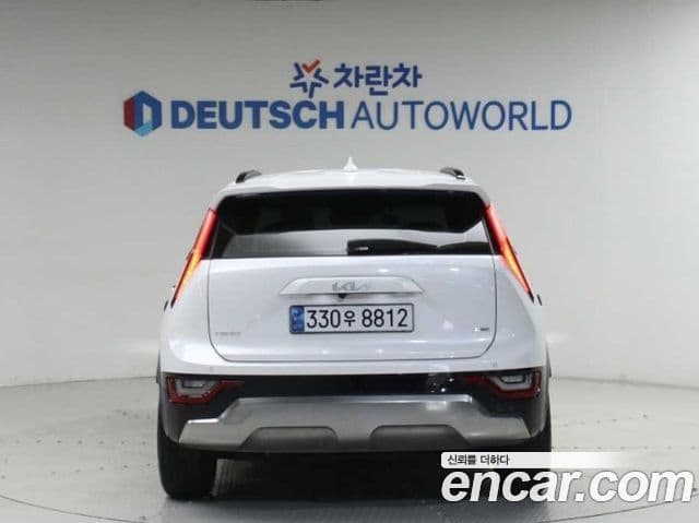 Kia Niro 2022 — ფოტო 2/19