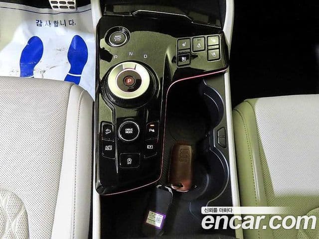 Kia Sportage 2022 — фото 12 из 20