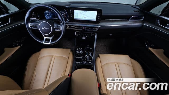 Kia K5 2022 — ფოტო 7/20