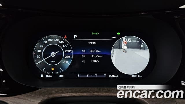 Kia K5 2022 — ფოტო 8/20