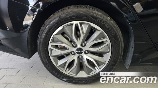 Kia K5 2023 — фото 5 из 20