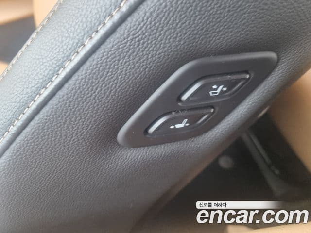 Kia Carnival 2022 — Şəkil 18/20