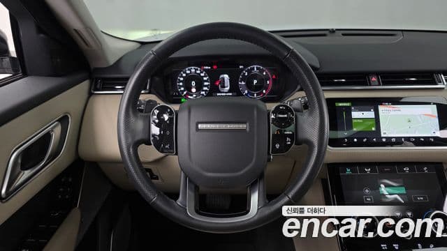 Land Rover Range Rover Velar 2019 — ფოტო 13/20