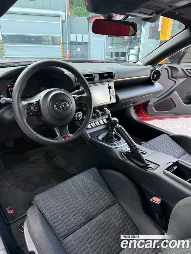 Toyota GR86 2025 — Photo 6/13