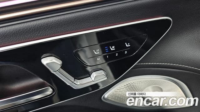 Mercedes-Benz EQS SUV 2024 — ფოტო 24/39