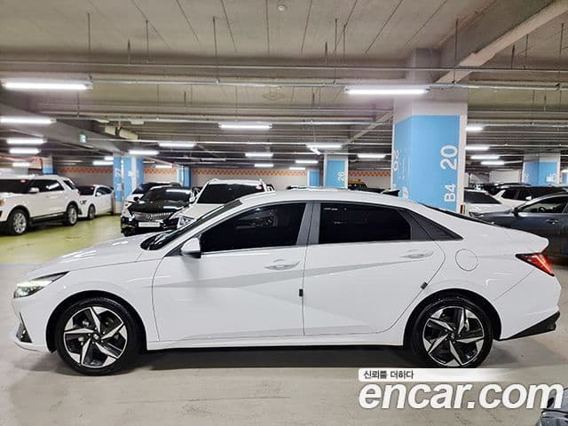 Hyundai Avante 2022 — ფოტო 4/20