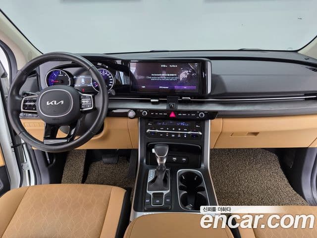 Kia Carnival 2023 — Фото 9/20