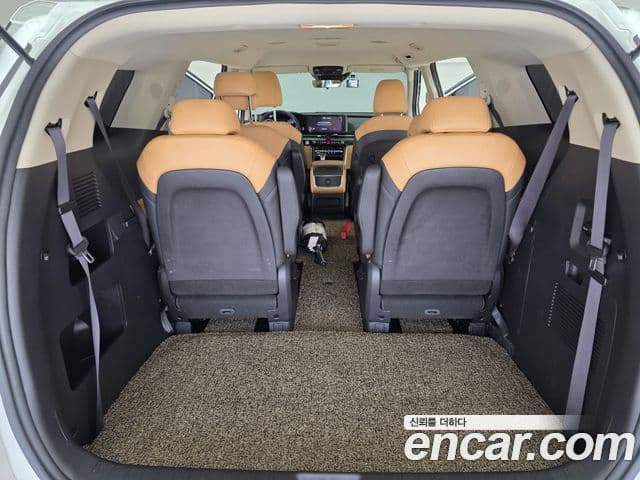 Kia Carnival 2023 — Фото 14/20