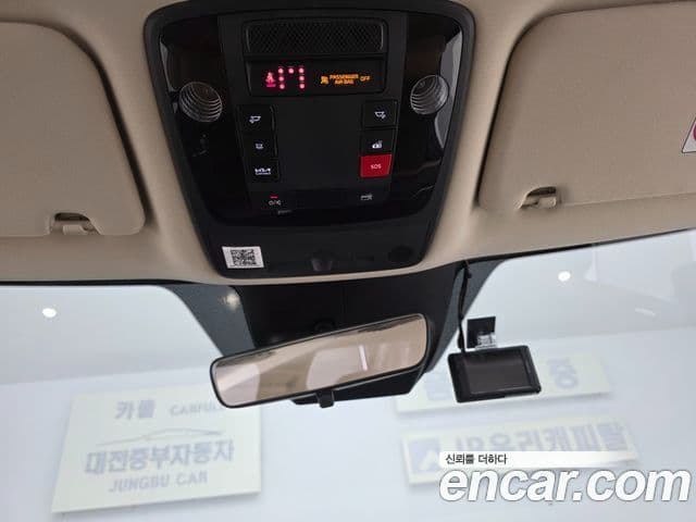 Kia Carnival 2023 — Фото 18/20