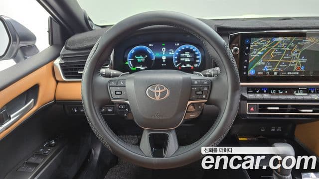 Toyota Camry 2025 — Şəkil 13/20