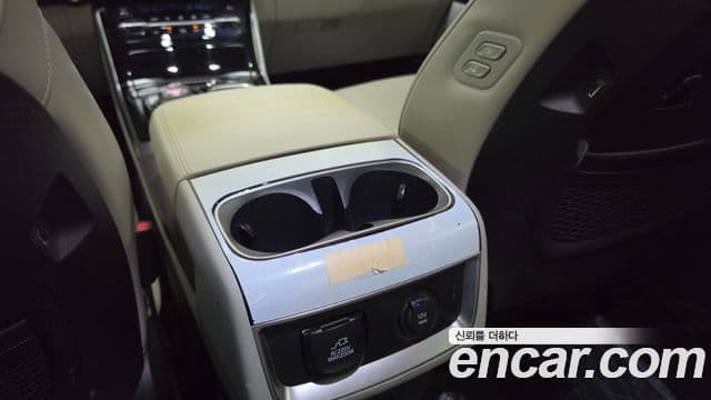 Kia Carnival 2021 — Şəkil 11/15